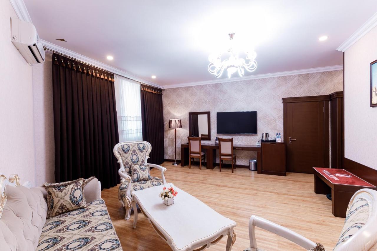 Simma Hotel Spa & Waterpark Ташкент Екстериор снимка