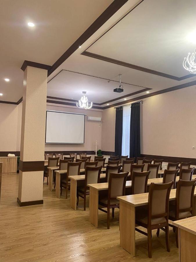 Simma Hotel Spa & Waterpark Ташкент Екстериор снимка