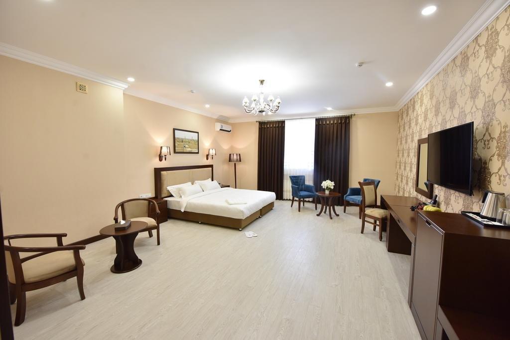 Simma Hotel Spa & Waterpark Ташкент Екстериор снимка