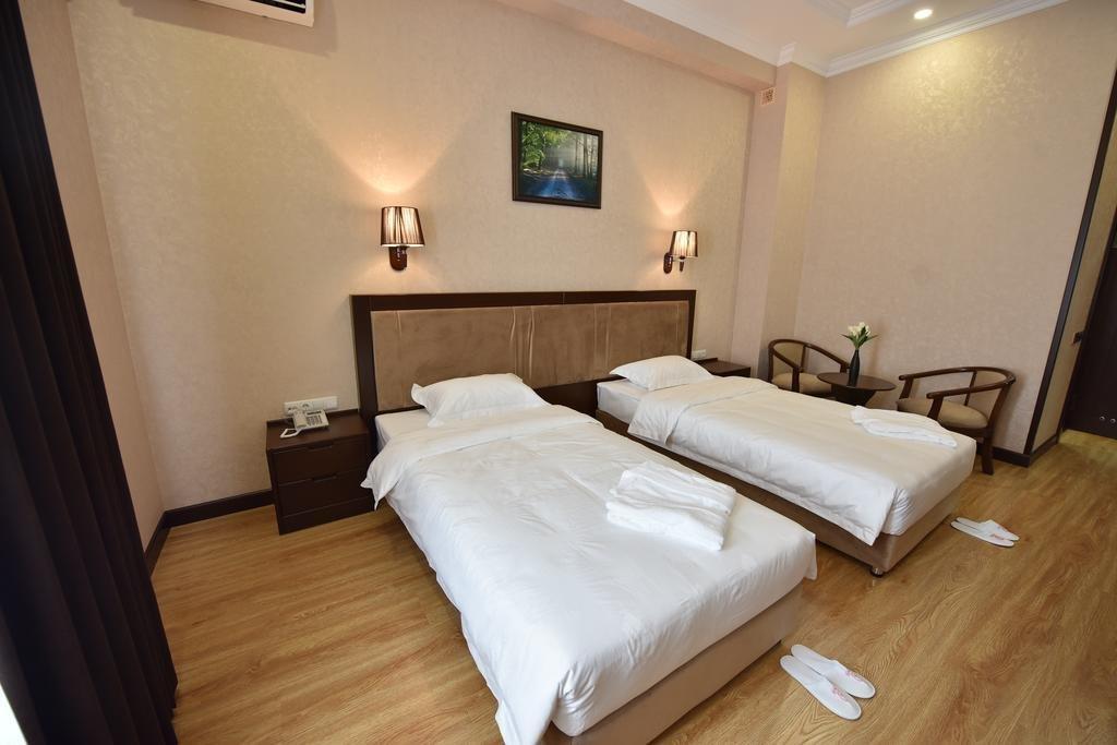 Simma Hotel Spa & Waterpark Ташкент Екстериор снимка